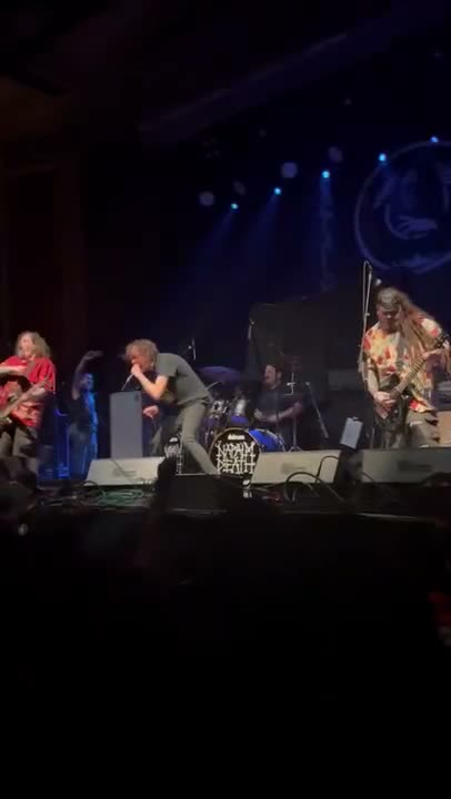 Clip: Napalm Death (Napalm Death at The UC Theatre)