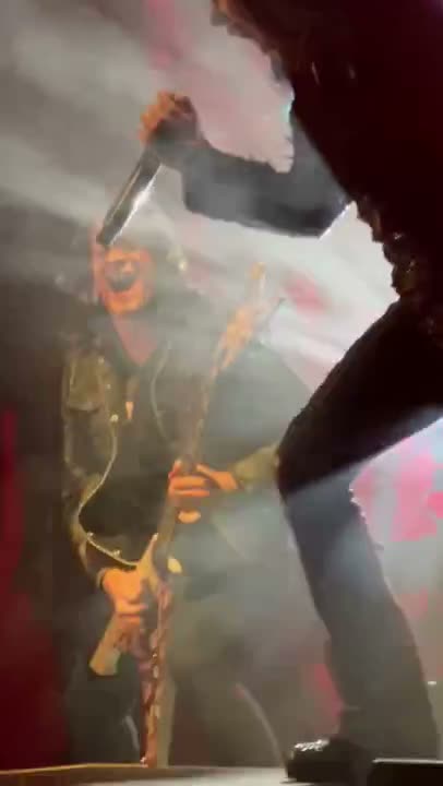 Clip: Napalm Death (Napalm Death at The UC Theatre)