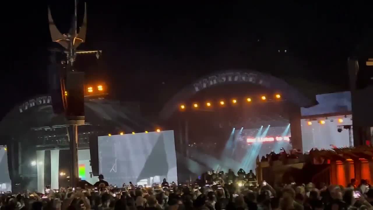 Clip: Scorpions — Wind of Change (Scorpions at Hellfest Open Air)
