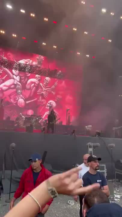 Clip: Kreator (Kreator at Hellfest Open Air)