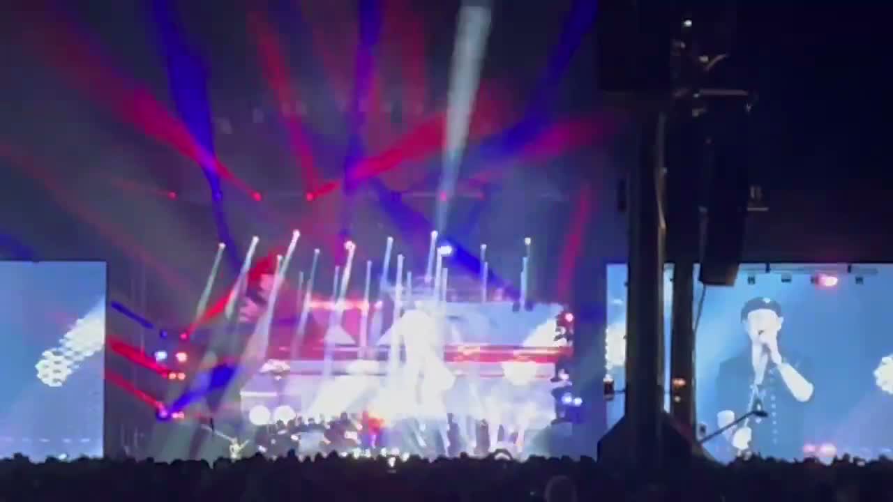 Clip: Scorpions — Rock Believer (Scorpions at Hellfest Open Air)
