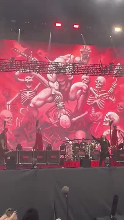 Clip: Kreator (Kreator at Hellfest Open Air)