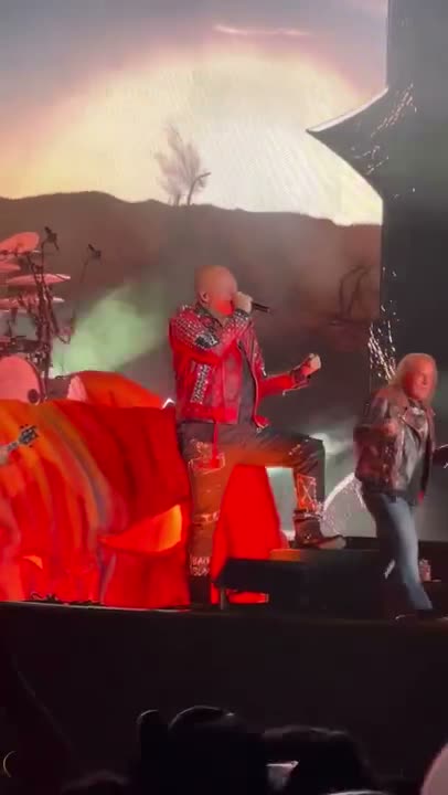 Clip: Helloween — Halloween (Helloween at Hellfest Open Air)