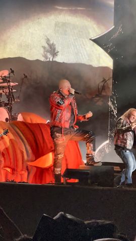 Photo: Helloween — Guitar Solo (Helloween at Hellfest Open Air)