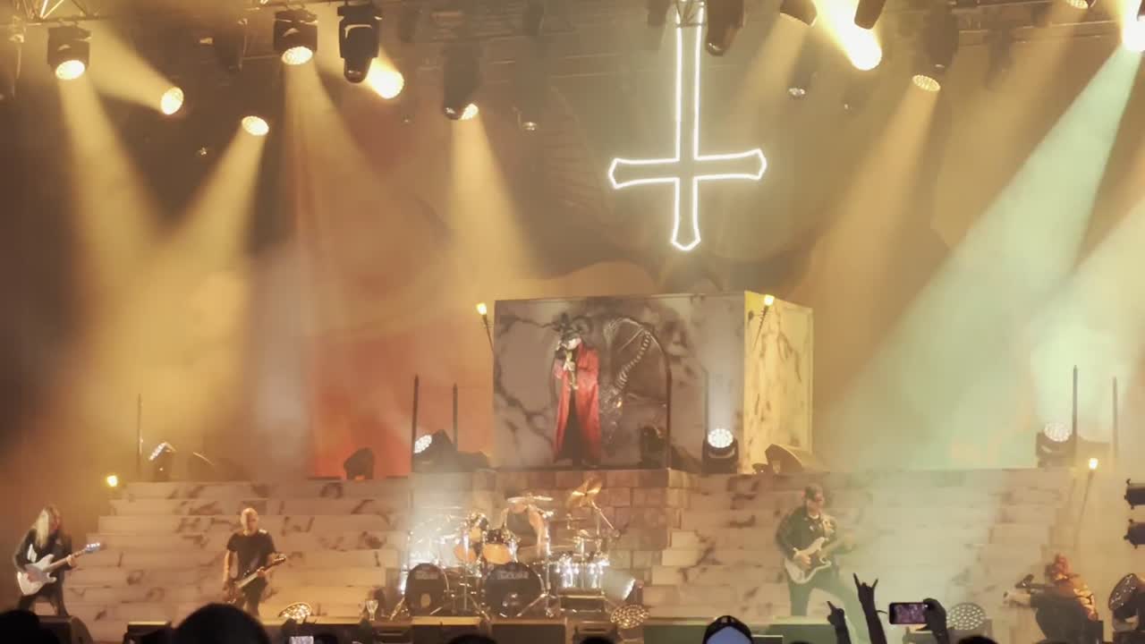 Clip: Mercyful Fate — Black Funeral (Mercyful Fate at Hellfest Open Air)