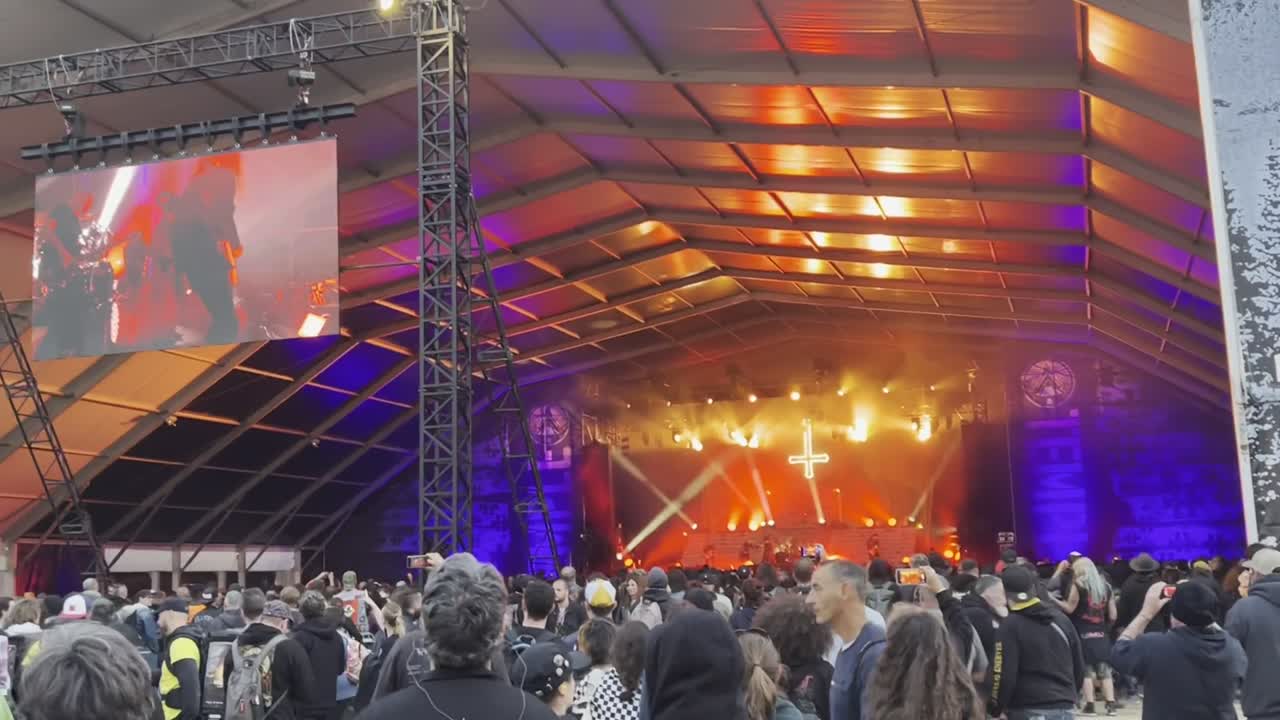 Clip: Mercyful Fate — The Oath (Mercyful Fate at Hellfest Open Air)