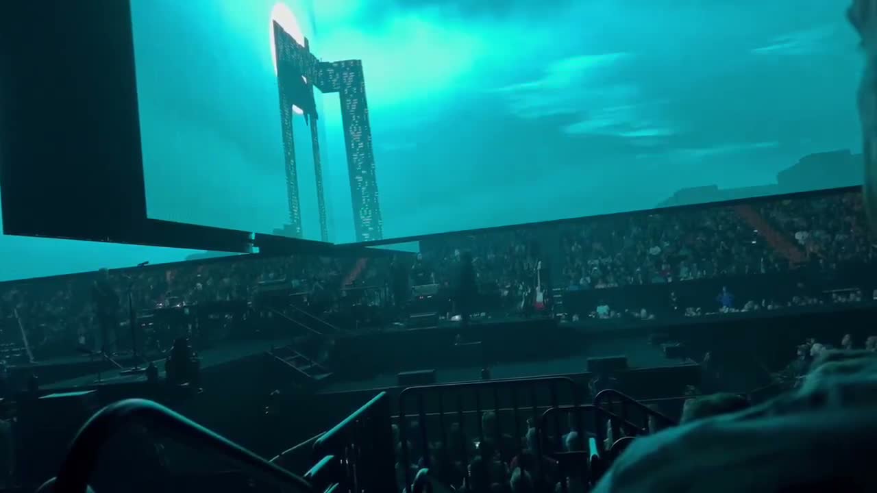 Clip: Roger Waters (Roger Waters at Golden 1 Center)
