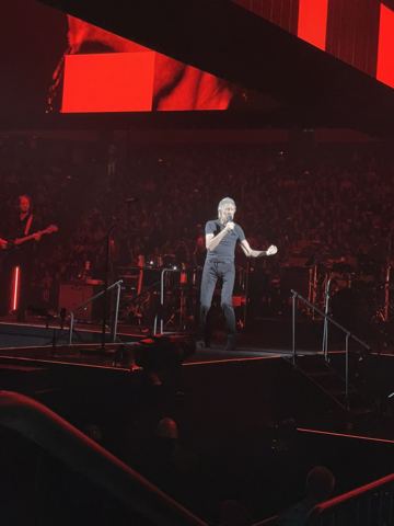 Photo: Roger Waters (Roger Waters at Golden 1 Center)