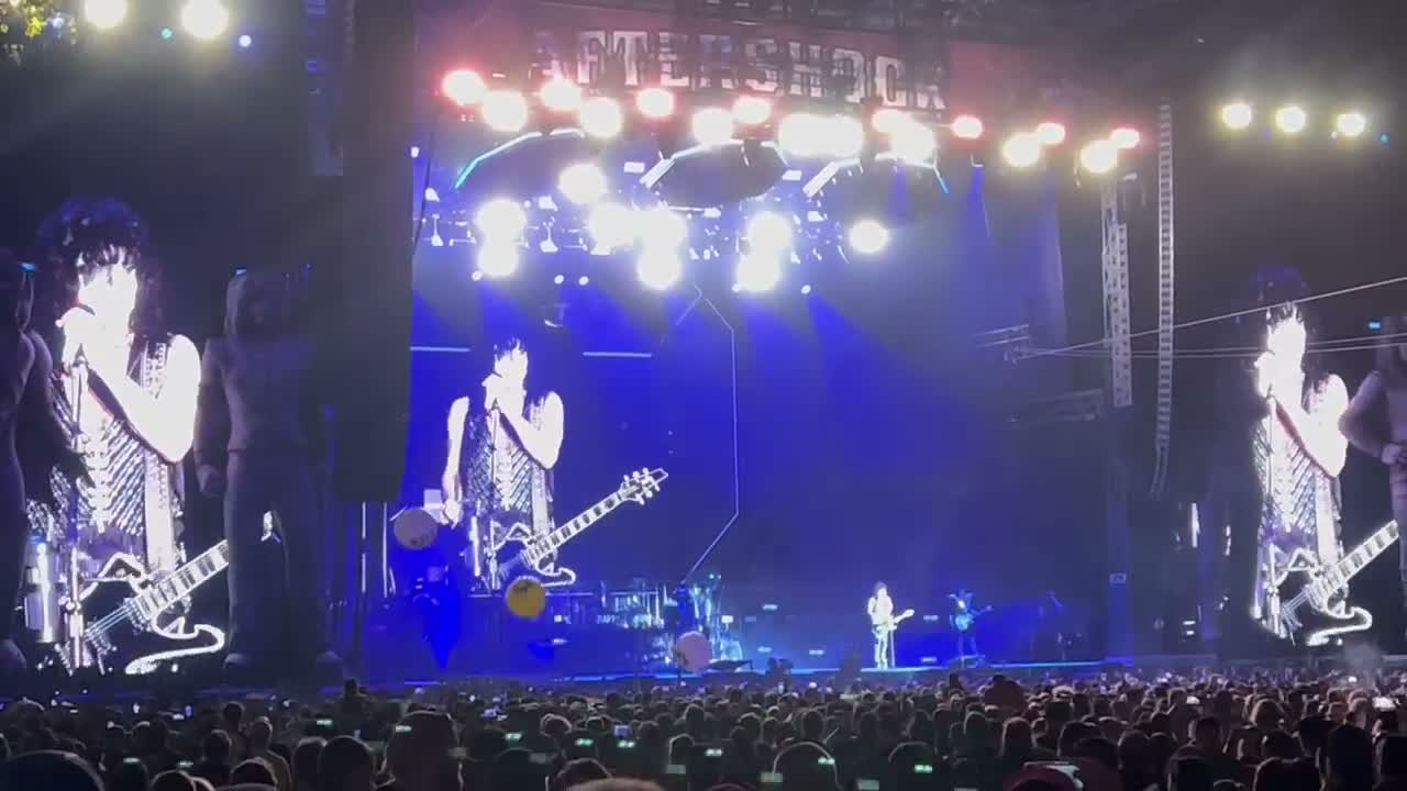 Clip: KISS (KISS at AfterShock — Discovery Park)