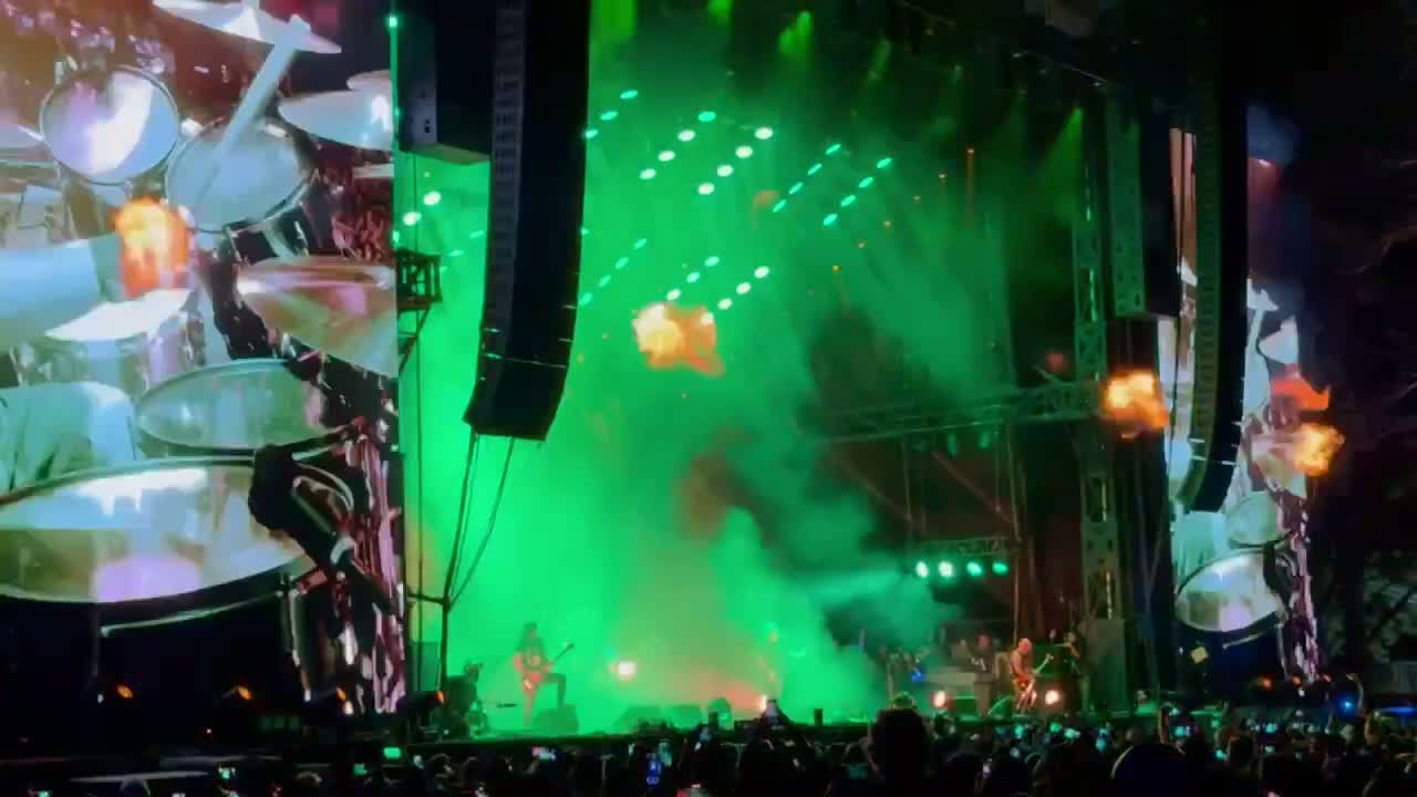 Clip: Slayer — Mandatory Suicide (Slayer at Discovery Park (AfterShock))