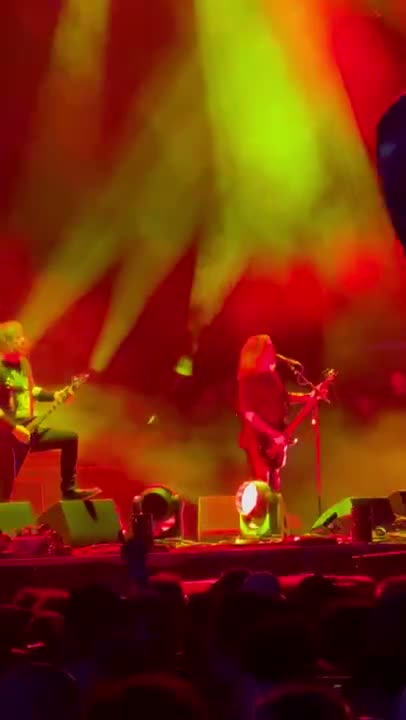 Clip: Slayer — Hell Awaits (Slayer at Discovery Park (AfterShock))
