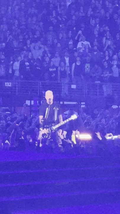 Clip: Metallica — The Memory Remains (Metallica at Levi's Stadium)