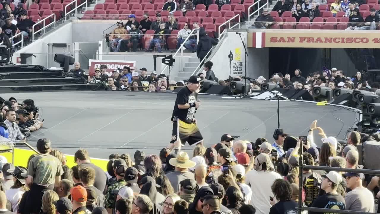 Clip: Pantera — Strength Beyond Strength (Pantera at Levi's Stadium)