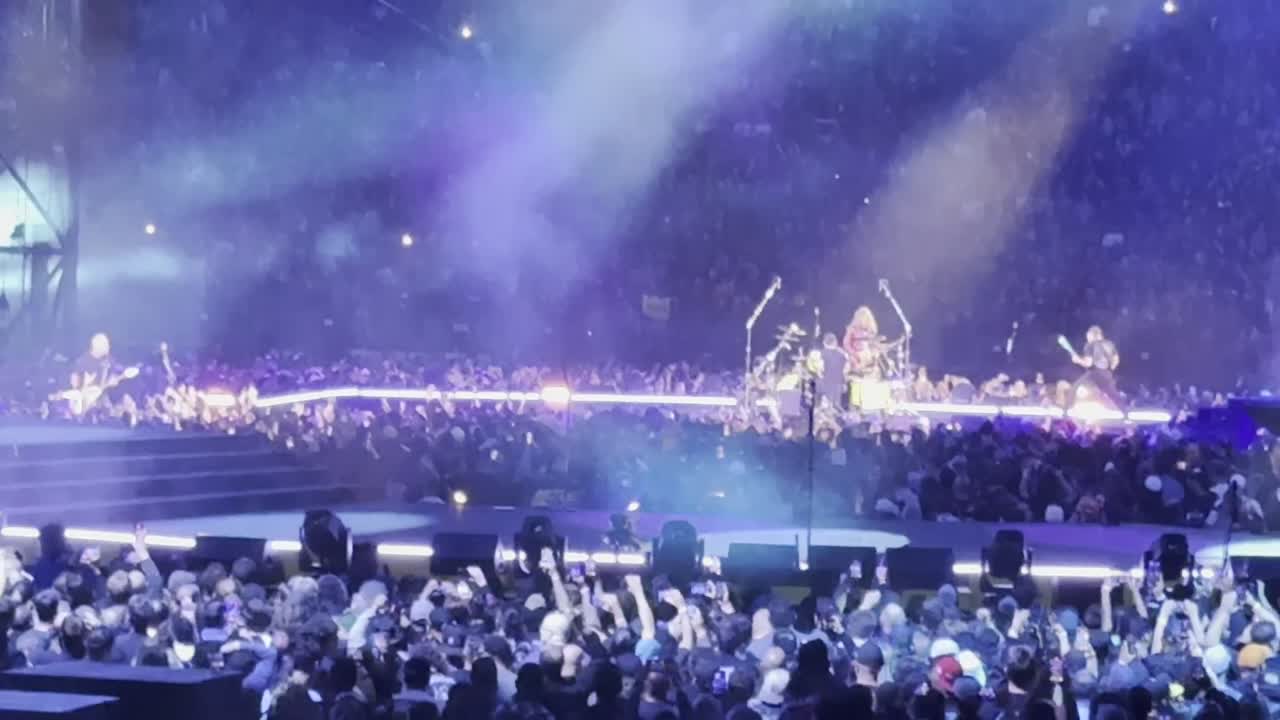 Clip: Metallica — Ride the Lightning (Metallica at Levi's Stadium)