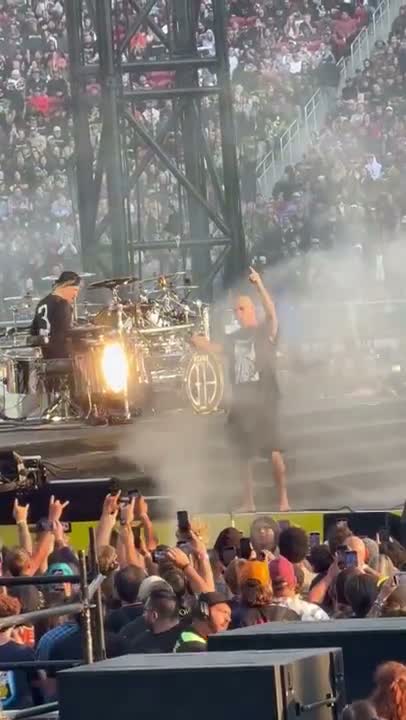 Clip: Pantera (Pantera at Levi's Stadium)