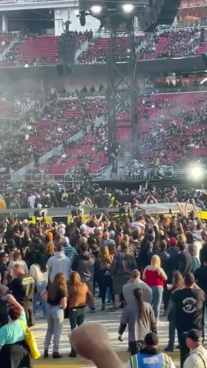 Clip: Suicidal Tendencies (Suicidal Tendencies at Levi's Stadium)