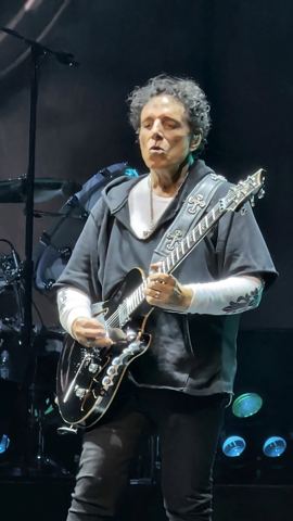 Photo: Journey — Guitar Solo (Journey at Golden 1 Center)