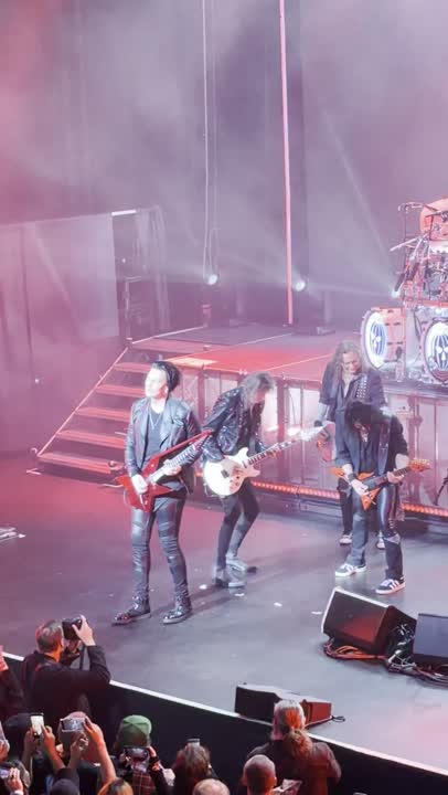 Helloween — The King for a 1000 Years at The Warfield