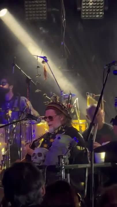 Clip: Aquarium (Aquarium at Whisky a Go Go)