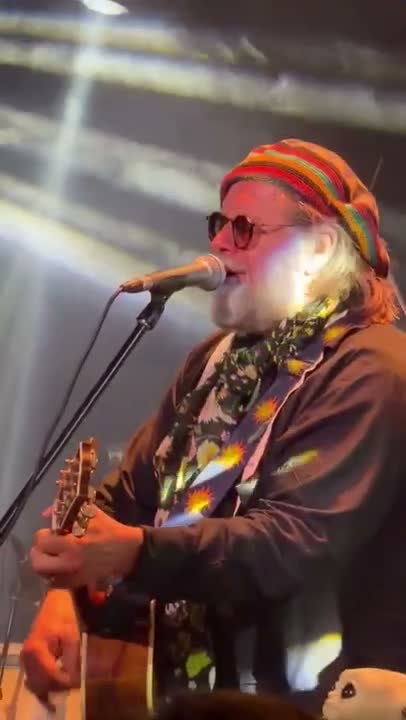 Clip: Aquarium (Aquarium at Whisky a Go Go)