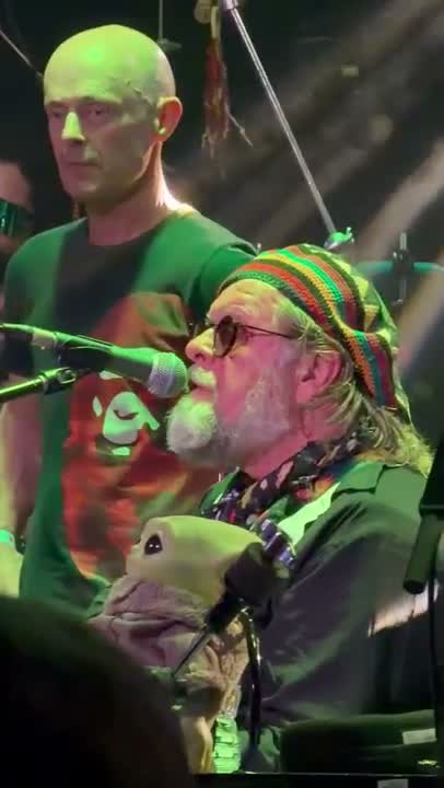 Clip: Aquarium (Aquarium at Whisky a Go Go)