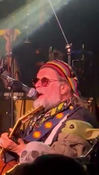 Clip: Aquarium (Aquarium at Whisky a Go Go)