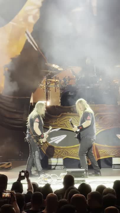 Amon Amarth — Shield Wall at PH Live