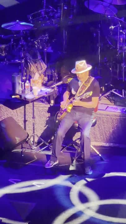 Santana — Oye cómo va at House of Blues Las Vegas
