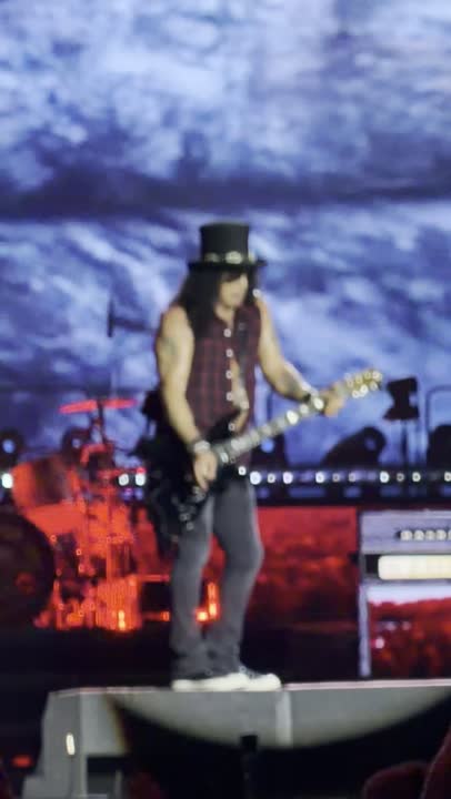 Guns N' Roses — Chinese Democracy at Busch Stadium