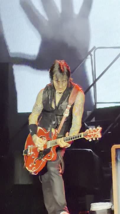 Guns N' Roses — Chinese Democracy at Busch Stadium