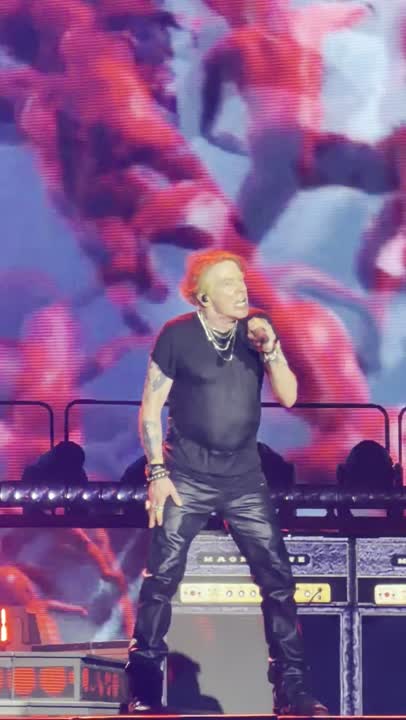 Guns N' Roses — Chinese Democracy at Busch Stadium