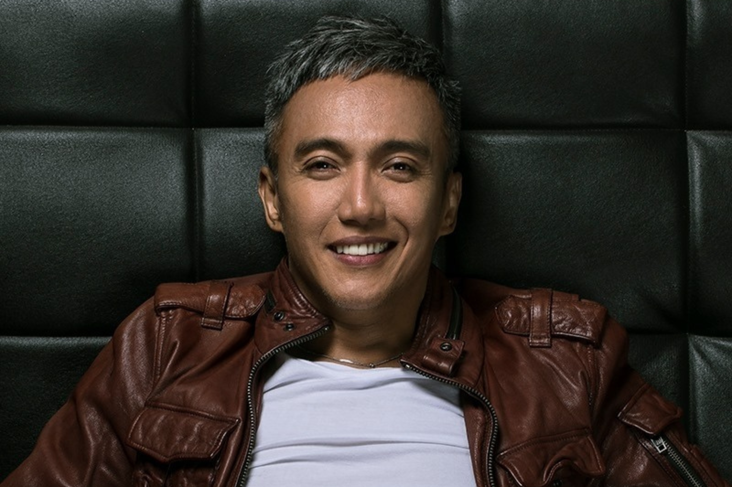 Photo 4 from Arnel Pineda