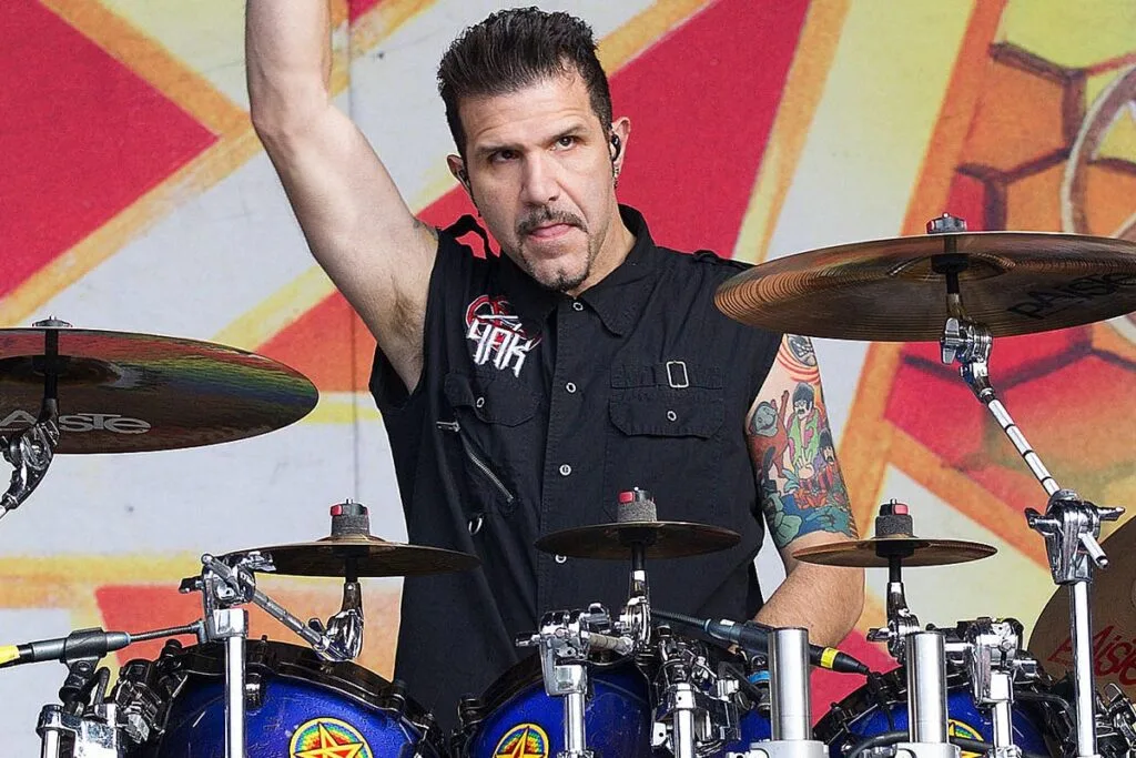 Photo 8 from Charlie Benante