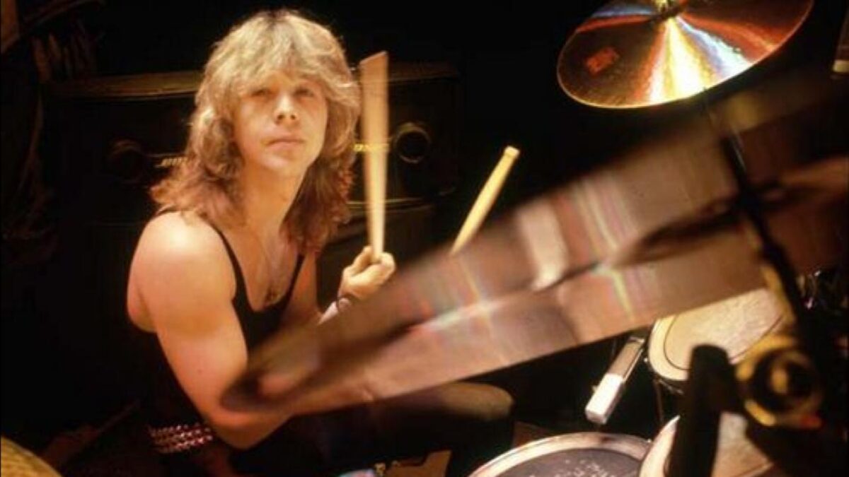 Photo 16 from Clive Burr