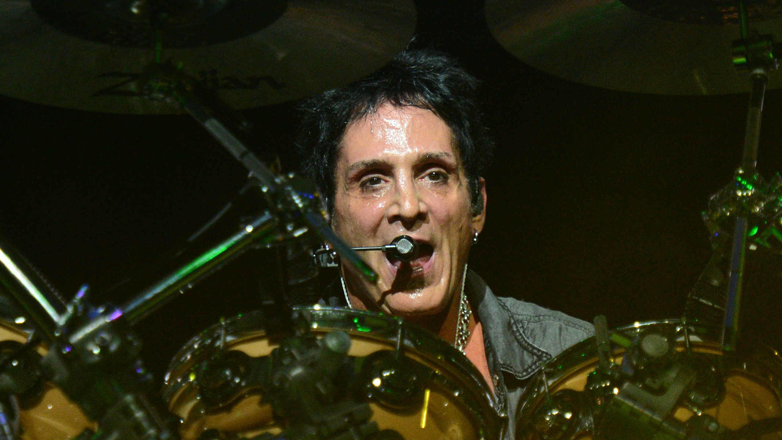 Photo 4 from Deen Castronovo