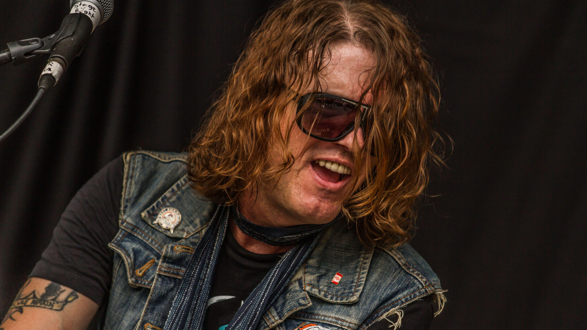 Photo 3 from Dizzy Reed