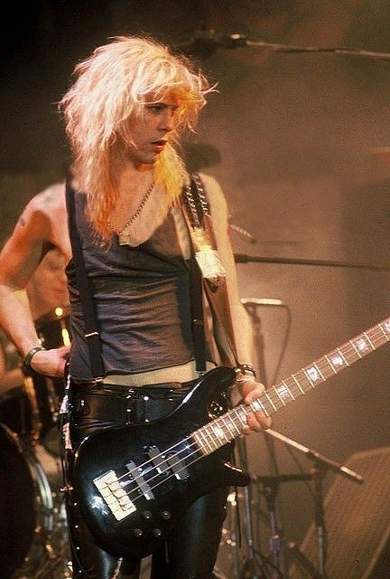 Photo 9 from Duff McKagan