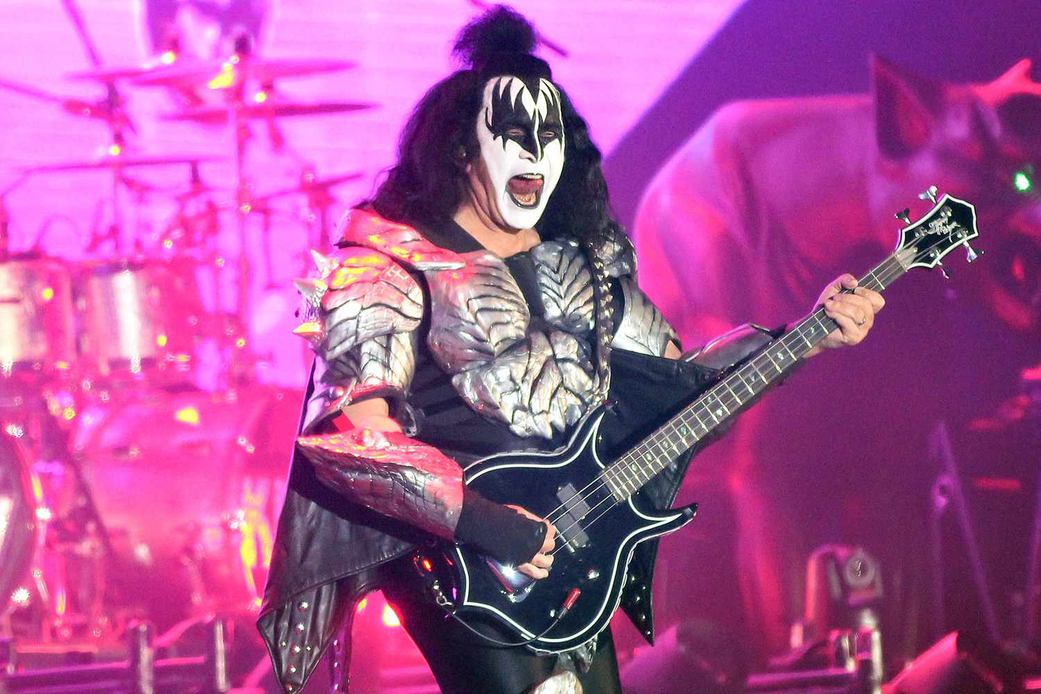 Photo 11 from Gene Simmons