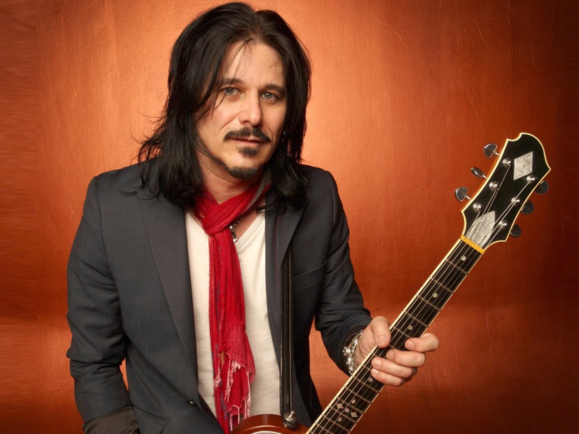 Photo 5 from Gilby Clarke