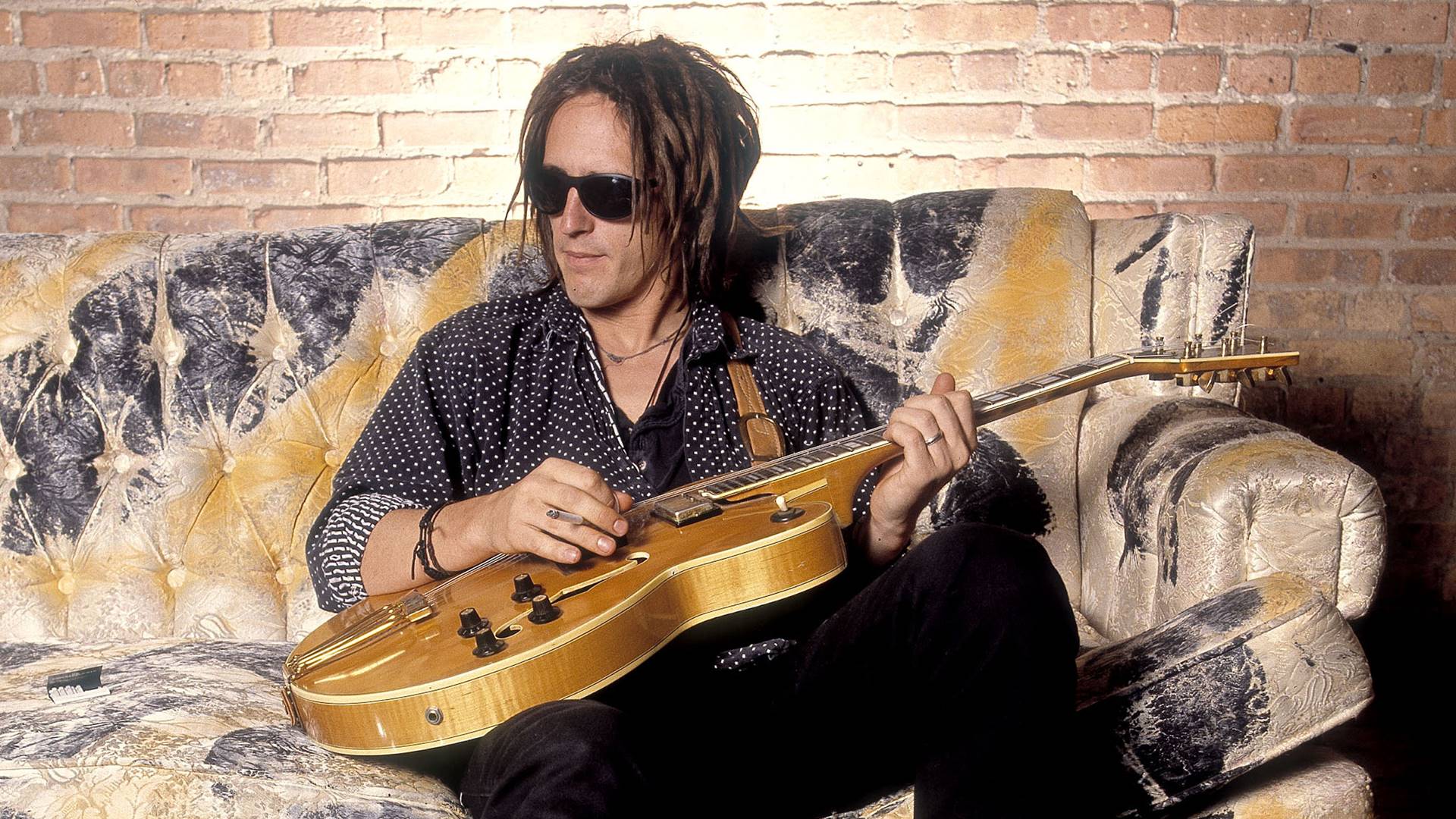 Photo 16 from Izzy Stradlin