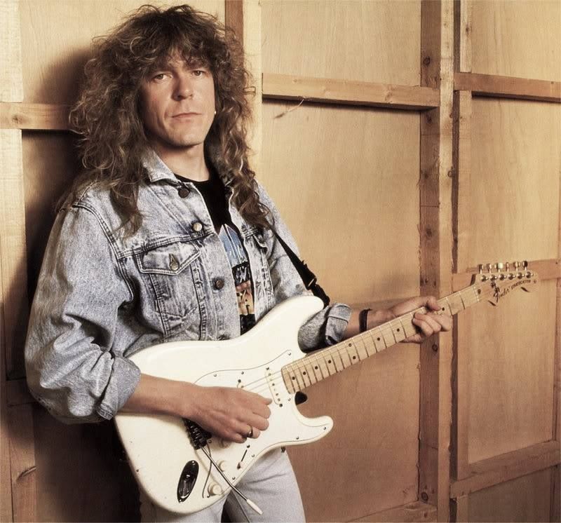 Photo 8 from Janick Gers
