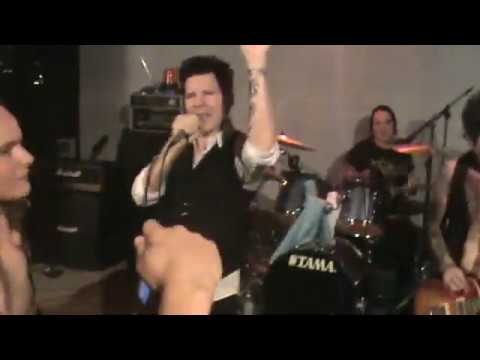 Photo 9 from Jizzy Pearl