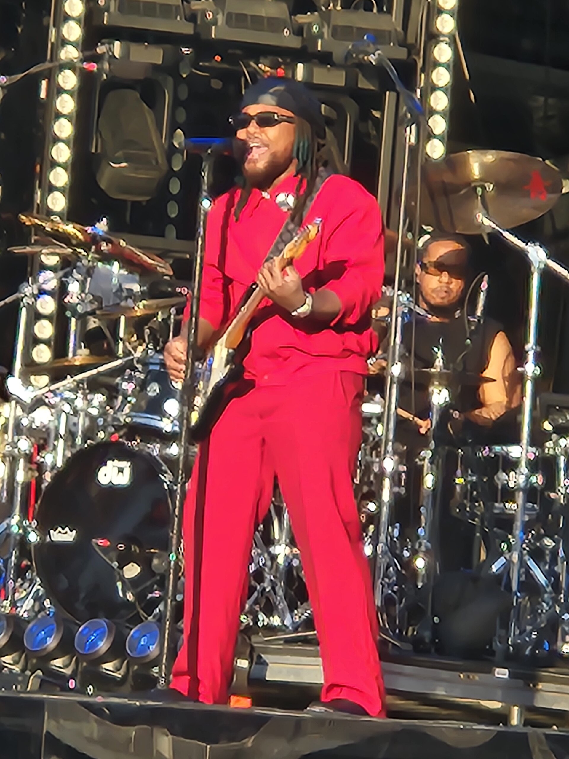 Photo 2 from Leon Thomas