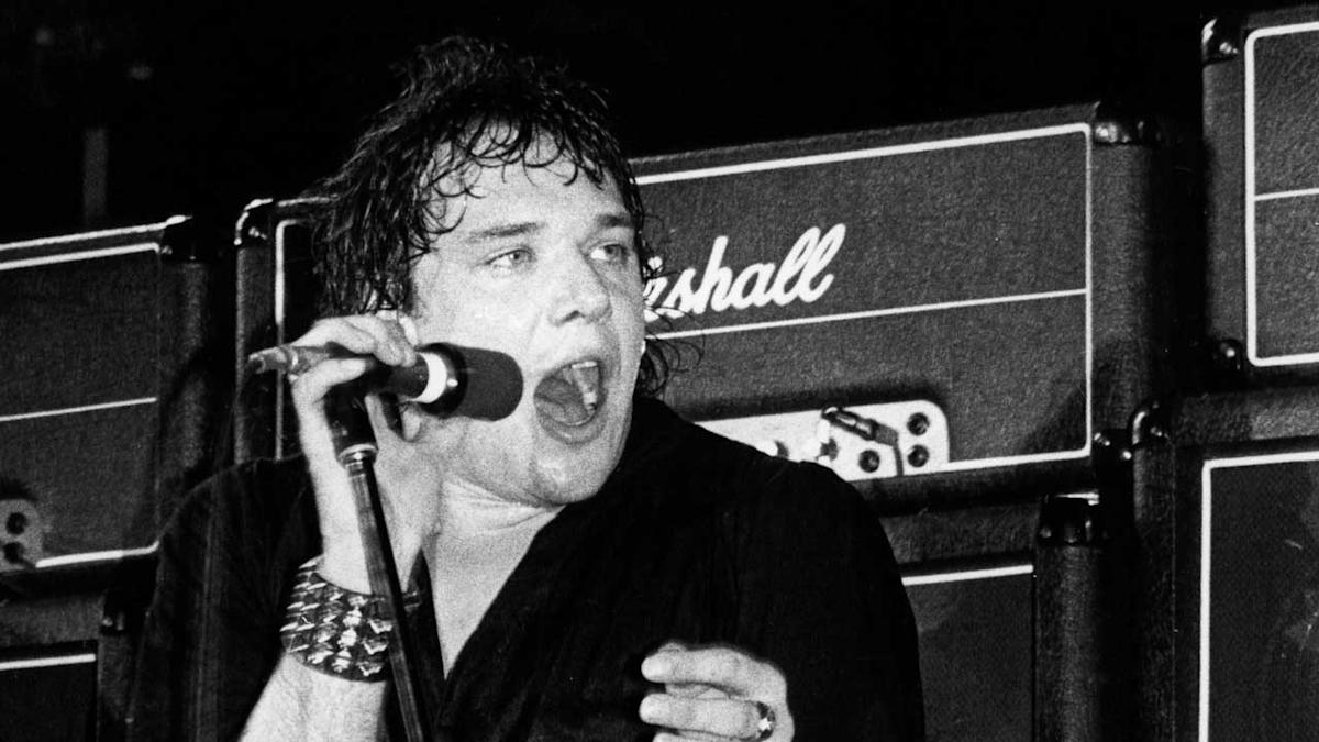 Photo 14 from Paul Di’Anno