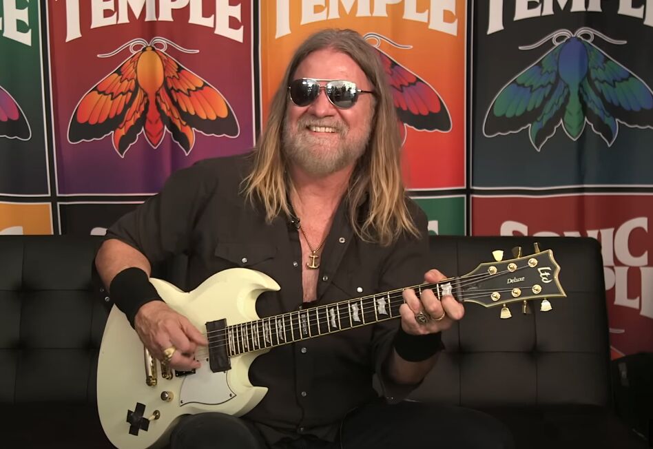 Photo 4 from Pepper Keenan
