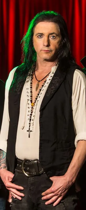 Photo 3 from Phil Lewis