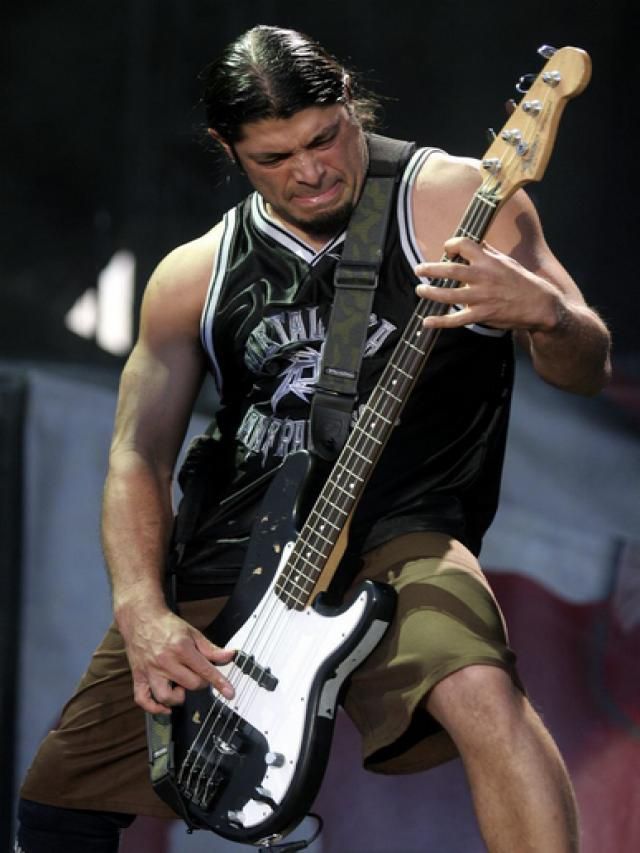 Photo 8 from Robert Trujillo