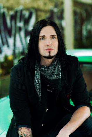 Photo 2 from Sascha Gerstner