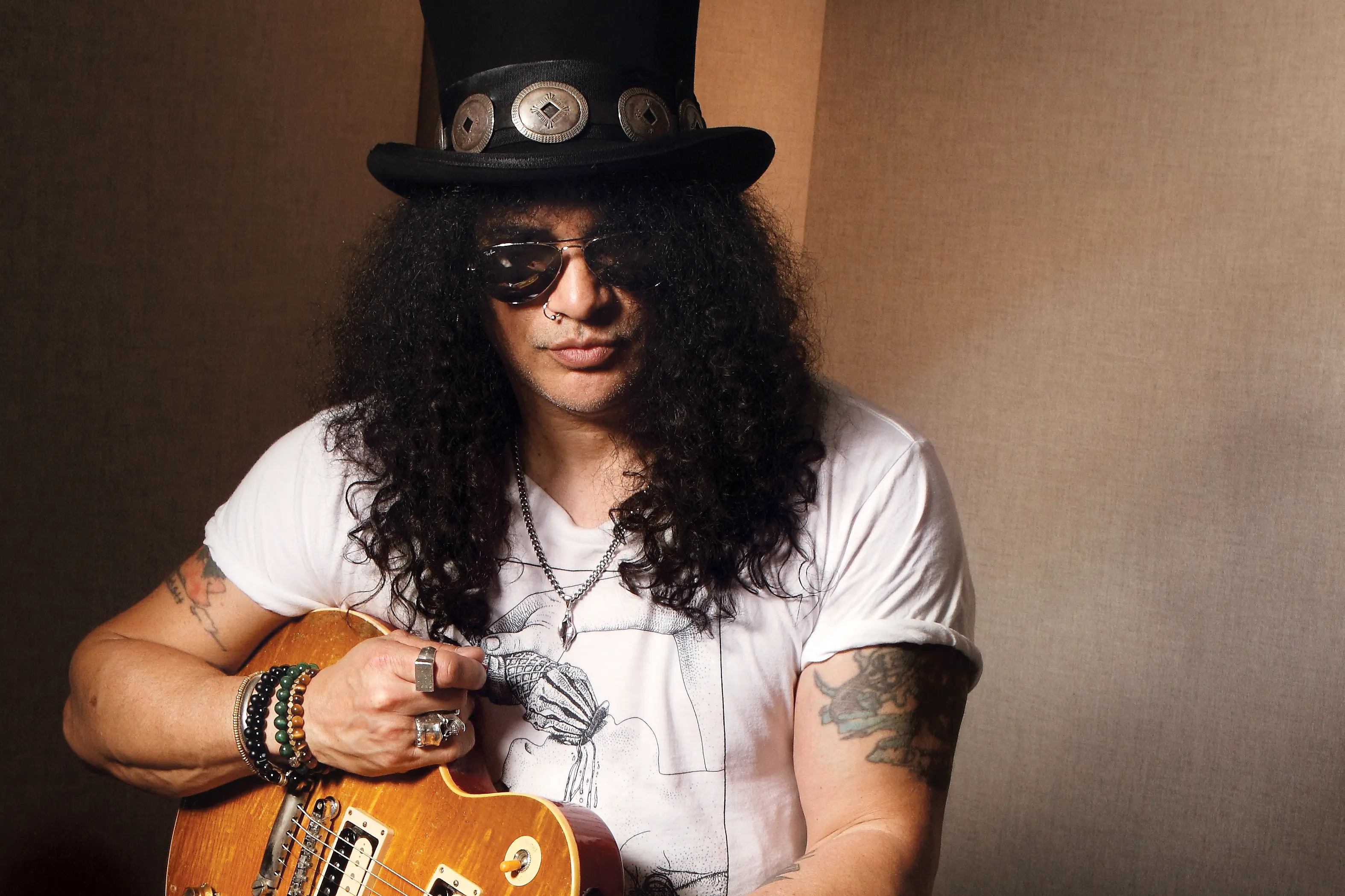 Photo 9 from Slash
