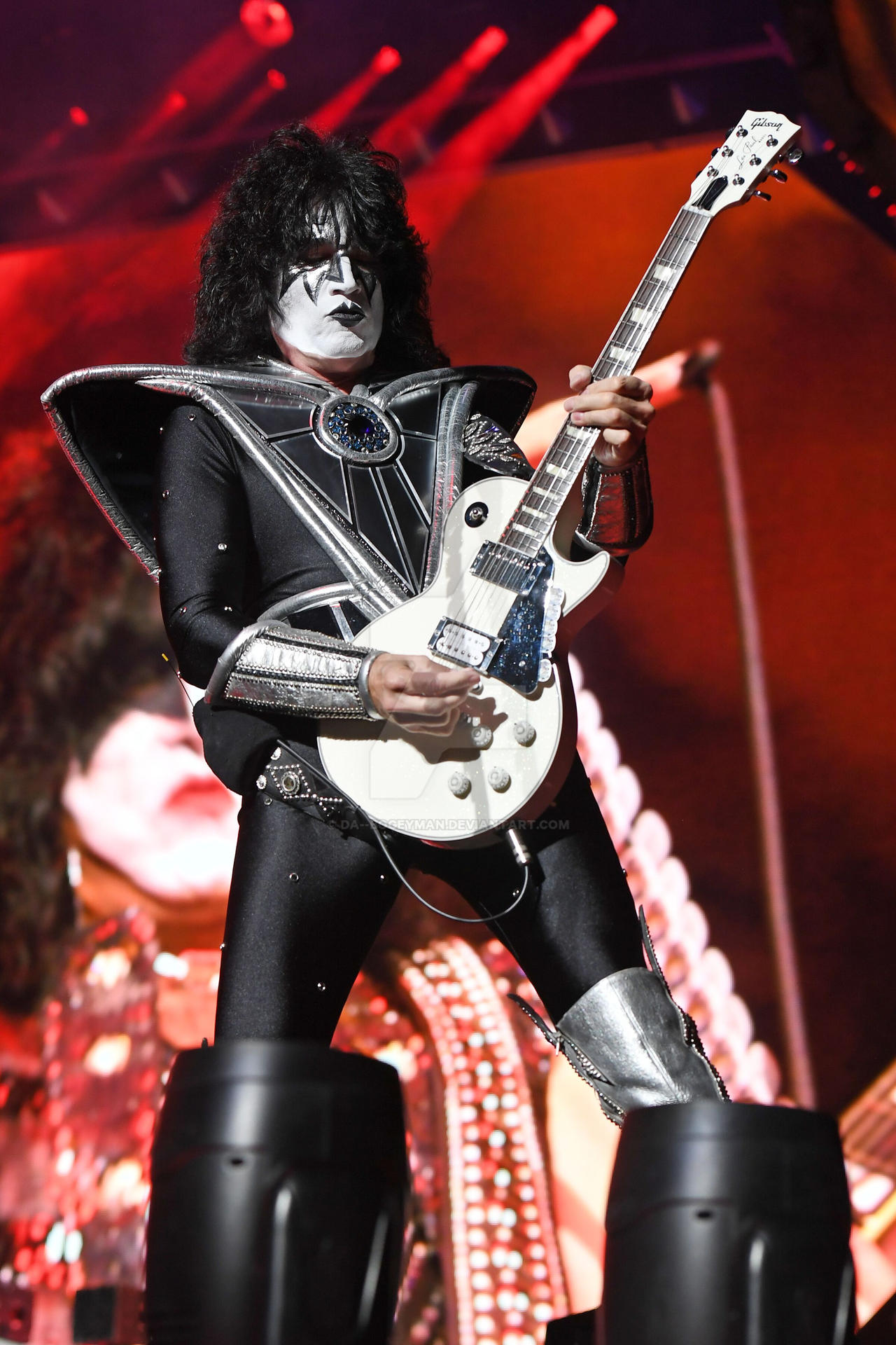 Photo 5 from Tommy Thayer
